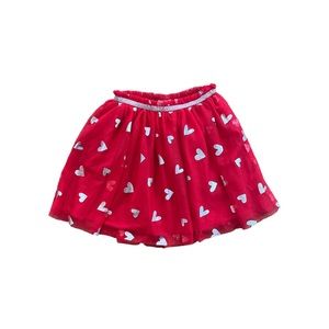 ⭐️ Cat & Jack tulle skirt.  Size S. 6/6X.  Red with hearts.